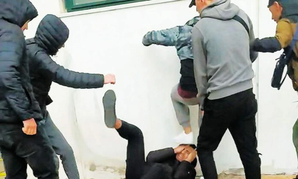 Συμμορία ανήλικων Ρομά εκβίαζε 14χρονο στα Ιωάννινα